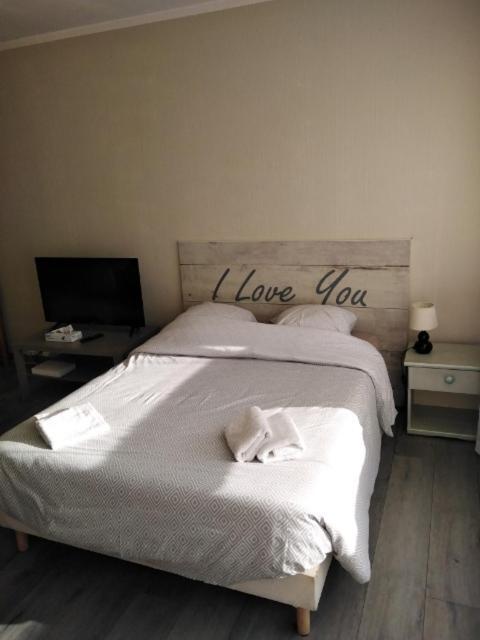 Appartements Boulevard Des Pyrenees Pau Exterior foto